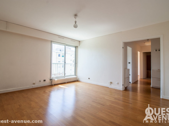 PUTEAUX  APPARTEMENT 2P 47M²