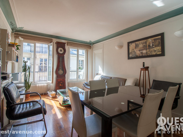LEVALLOIS PERRET  APPARTEMENT 3P 64M²