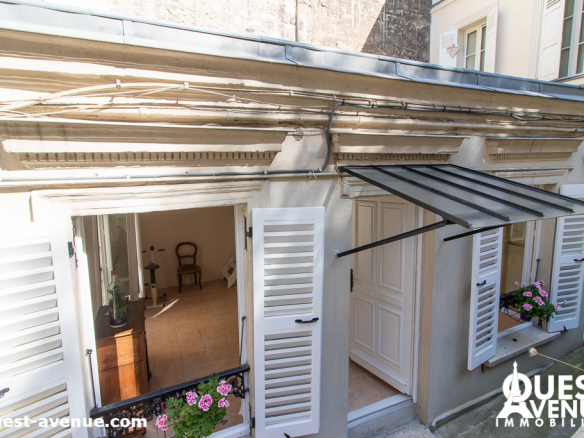 PARIS 18 MAISON 1P 32M²