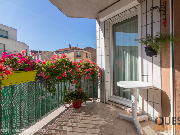 CLICHY  APPARTEMENT 4P 86M²