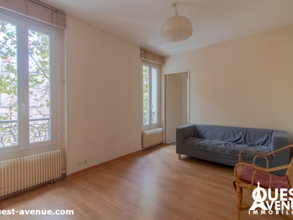 PARIS 18 APPARTEMENT 3P 43M²