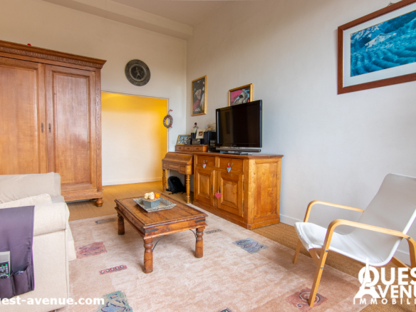 COURBEVOIE  APPARTEMENT 4P 83.5M²