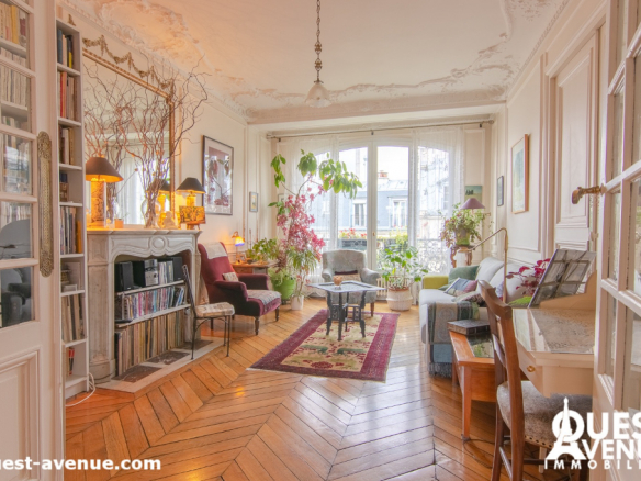 PARIS 18 APPARTEMENT 6P 132M²