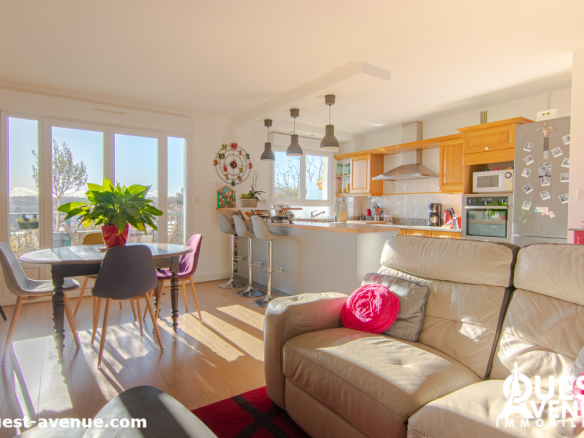 VILLE D AVRAY  APPARTEMENT 3P 77M²