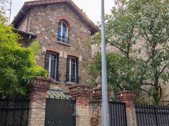 CHAVILLE  MAISON 6P 164M²