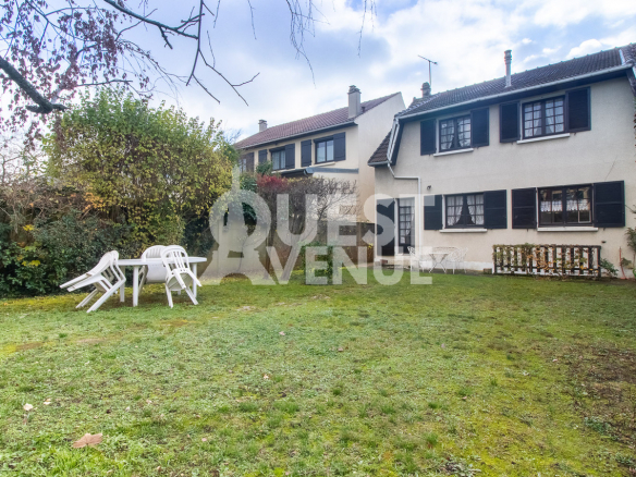 SAINT MAUR DES FOSSES  MAISON 6P 125M²