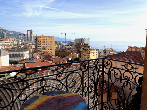 BEAUSOLEIL  APPARTEMENT 3P 86M²