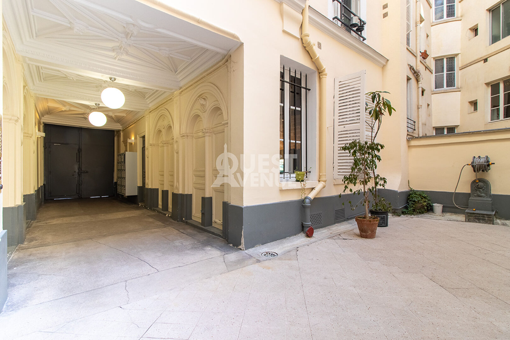 PARIS 09 APPARTEMENT 1P 30M²