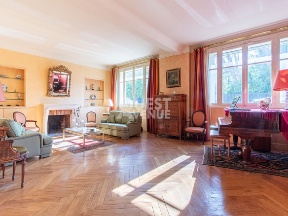 BOULOGNE BILLANCOURT  APPARTEMENT 7P 188M²