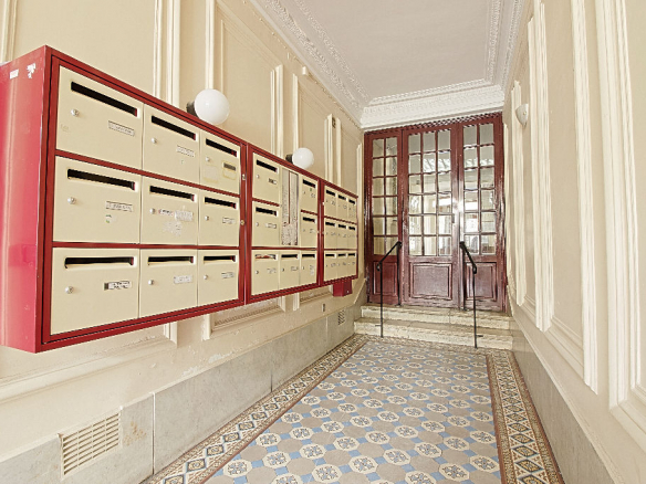 PARIS 18 APPARTEMENT 2P 42M²