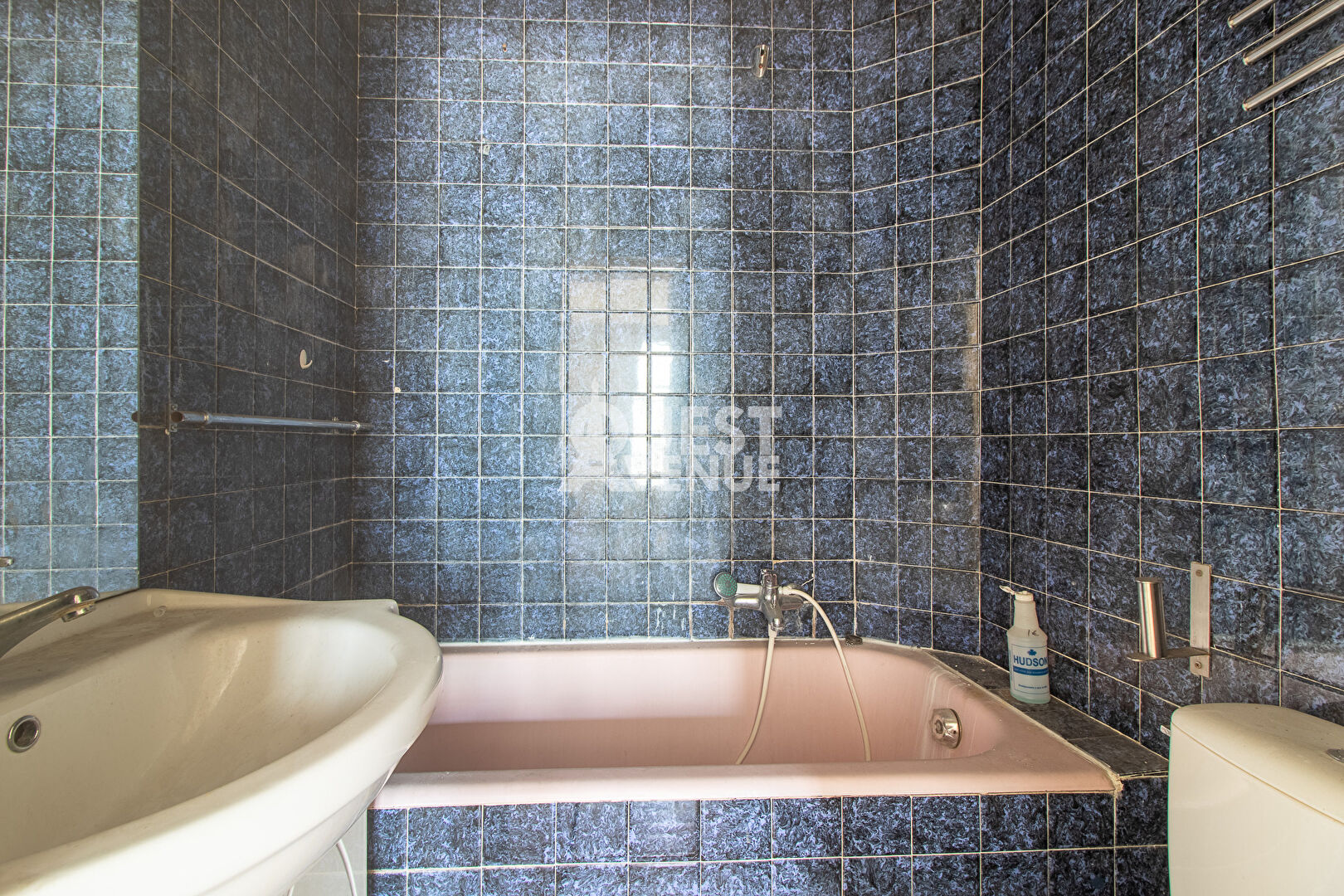 NEUILLY SUR SEINE  APPARTEMENT 3P 42.25M²