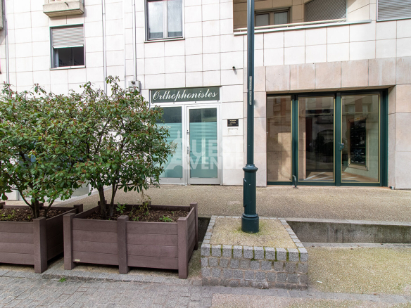 SAINT MANDE  LOCAL COMMERCIAL