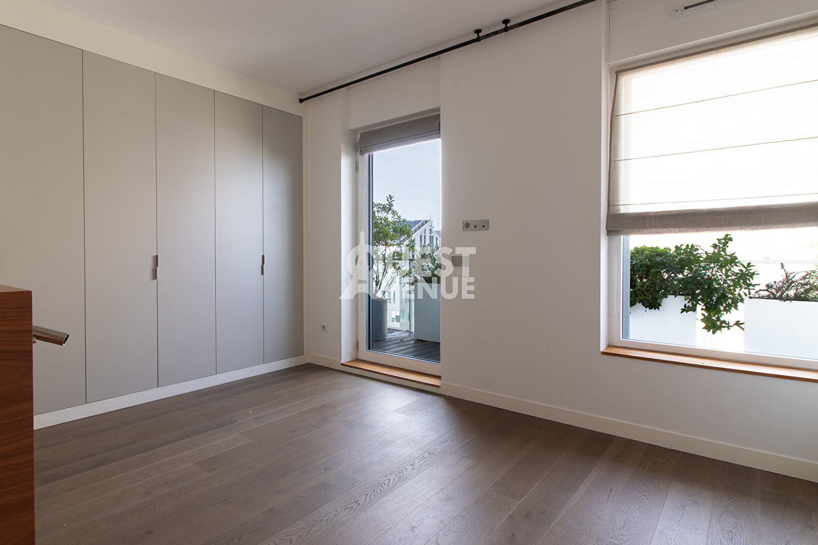 PARIS 17 APPARTEMENT 5P 167M²