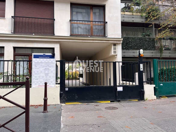 NEUILLY SUR SEINE  PARKING