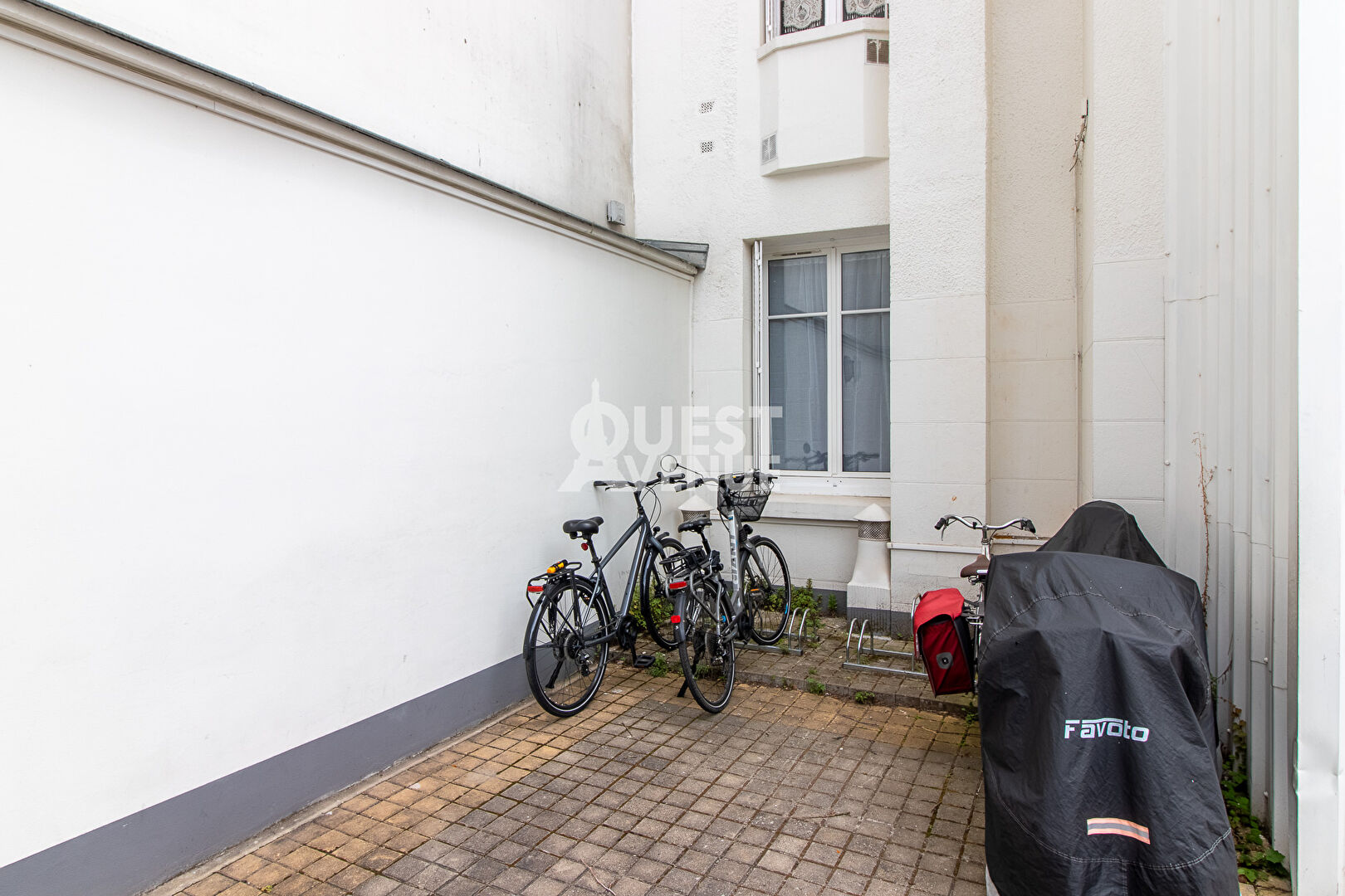 BOULOGNE BILLANCOURT  APPARTEMENT 4P 98M²
