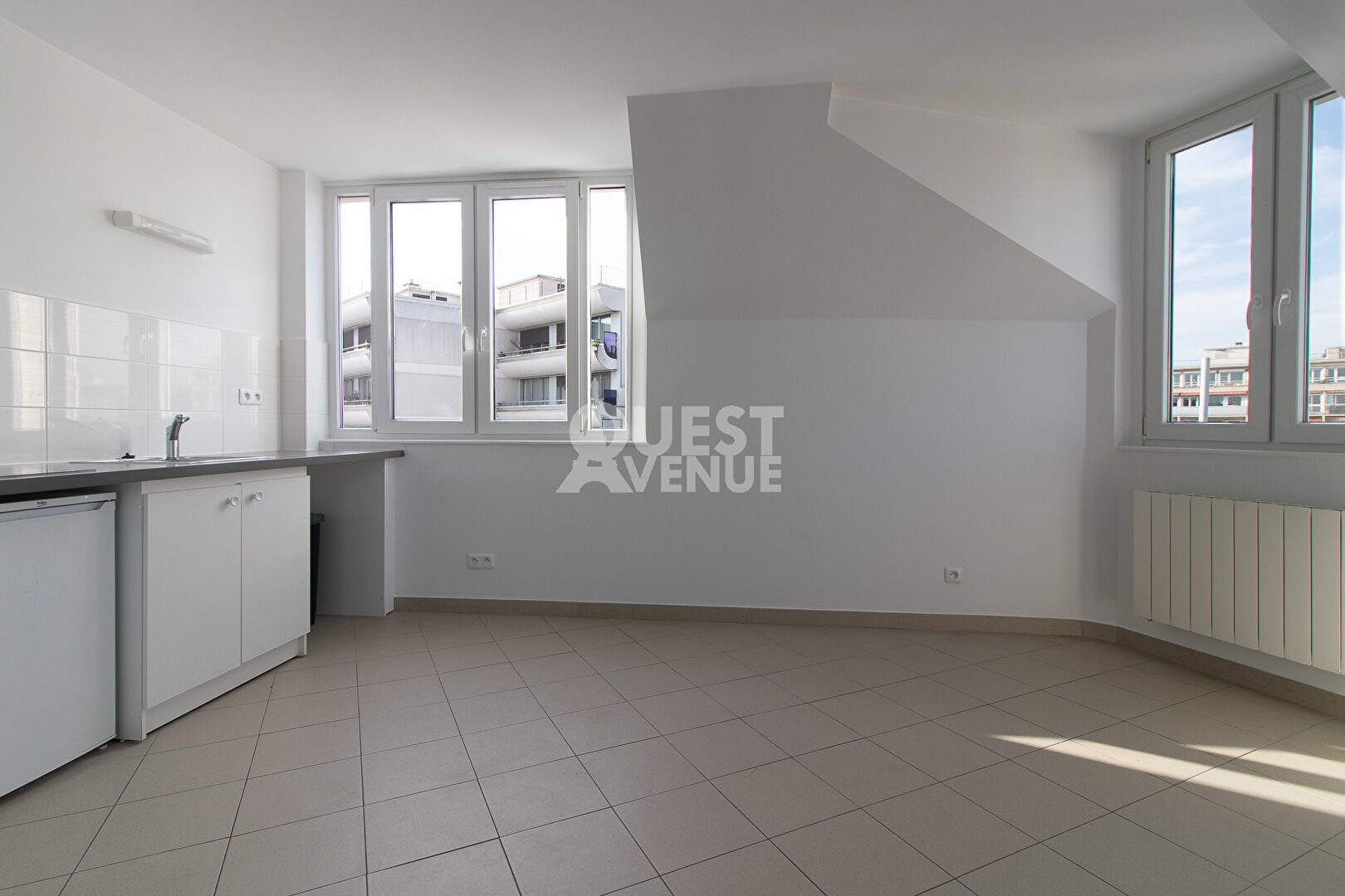 61461865 PARIS 20 APPARTEMENT 2P 47M²