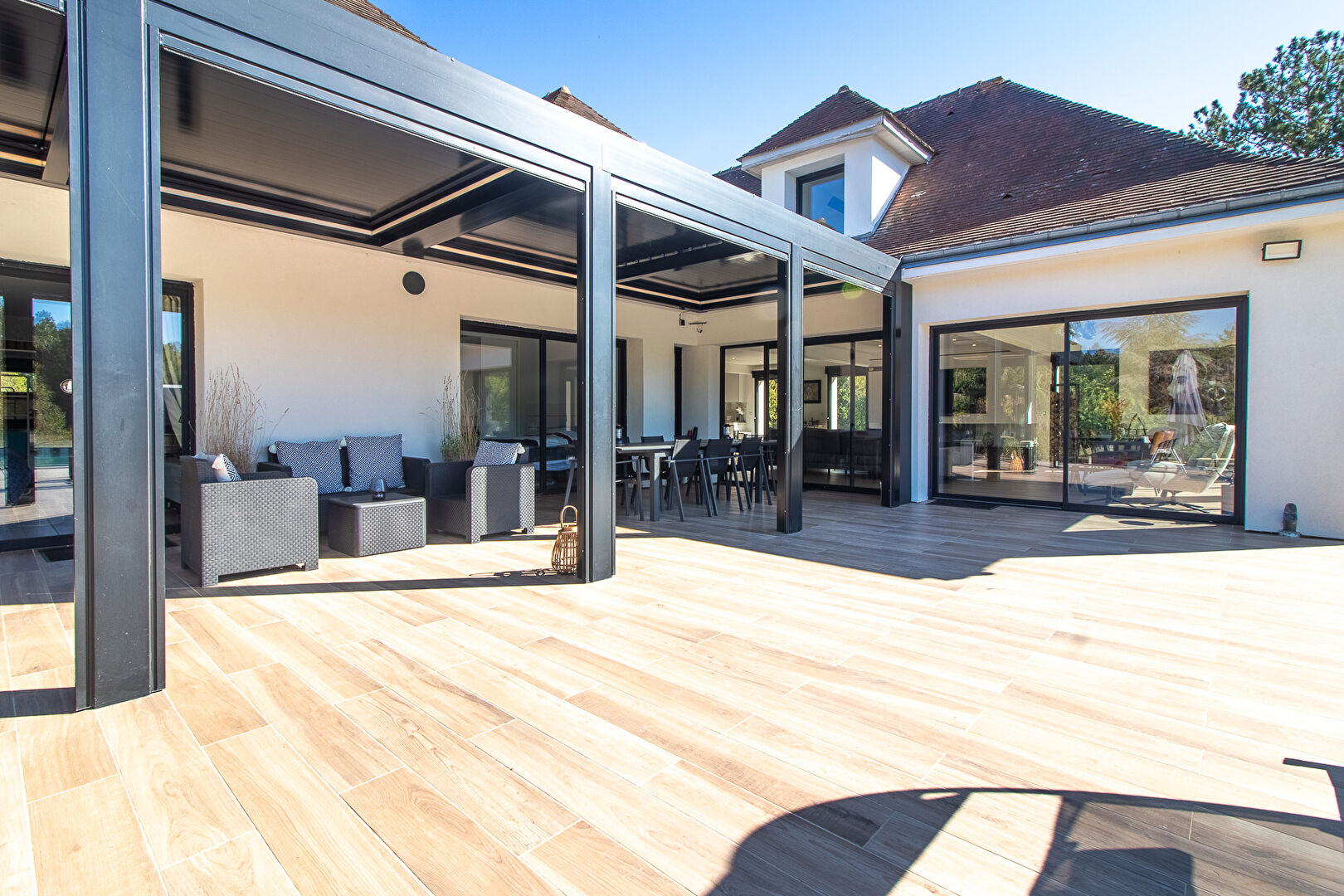 COUTEVROULT  MAISON 9P 435M²