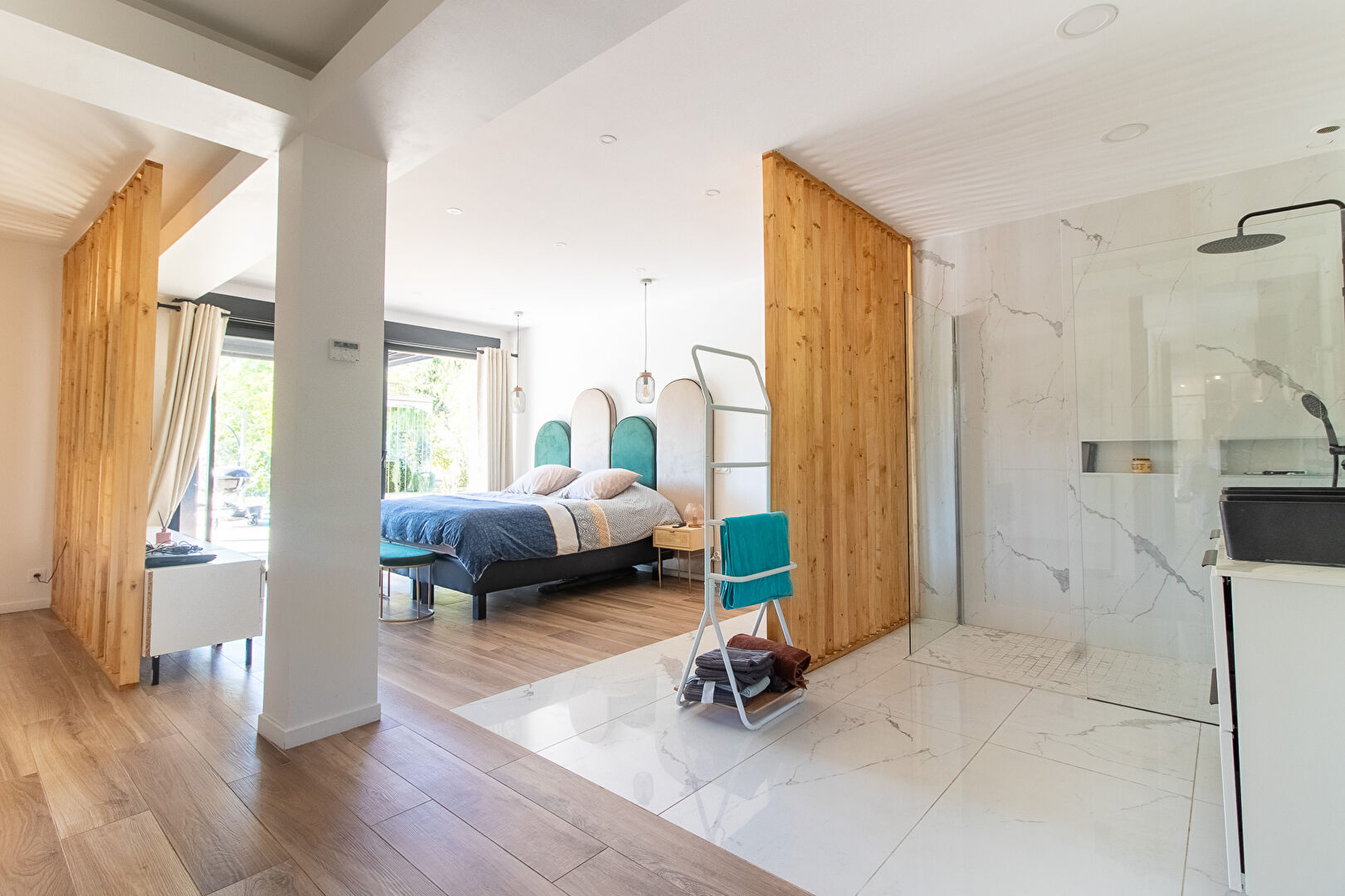 COUTEVROULT  MAISON 9P 435M²