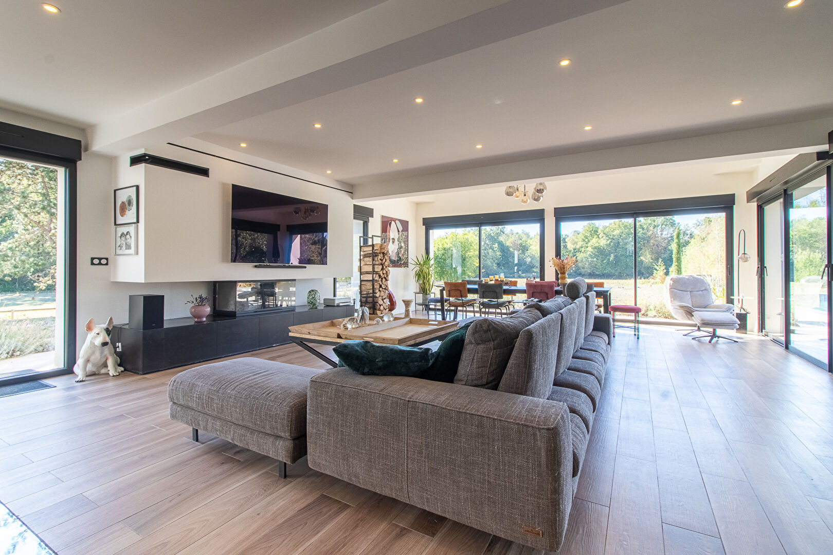 COUTEVROULT  MAISON 9P 435M²