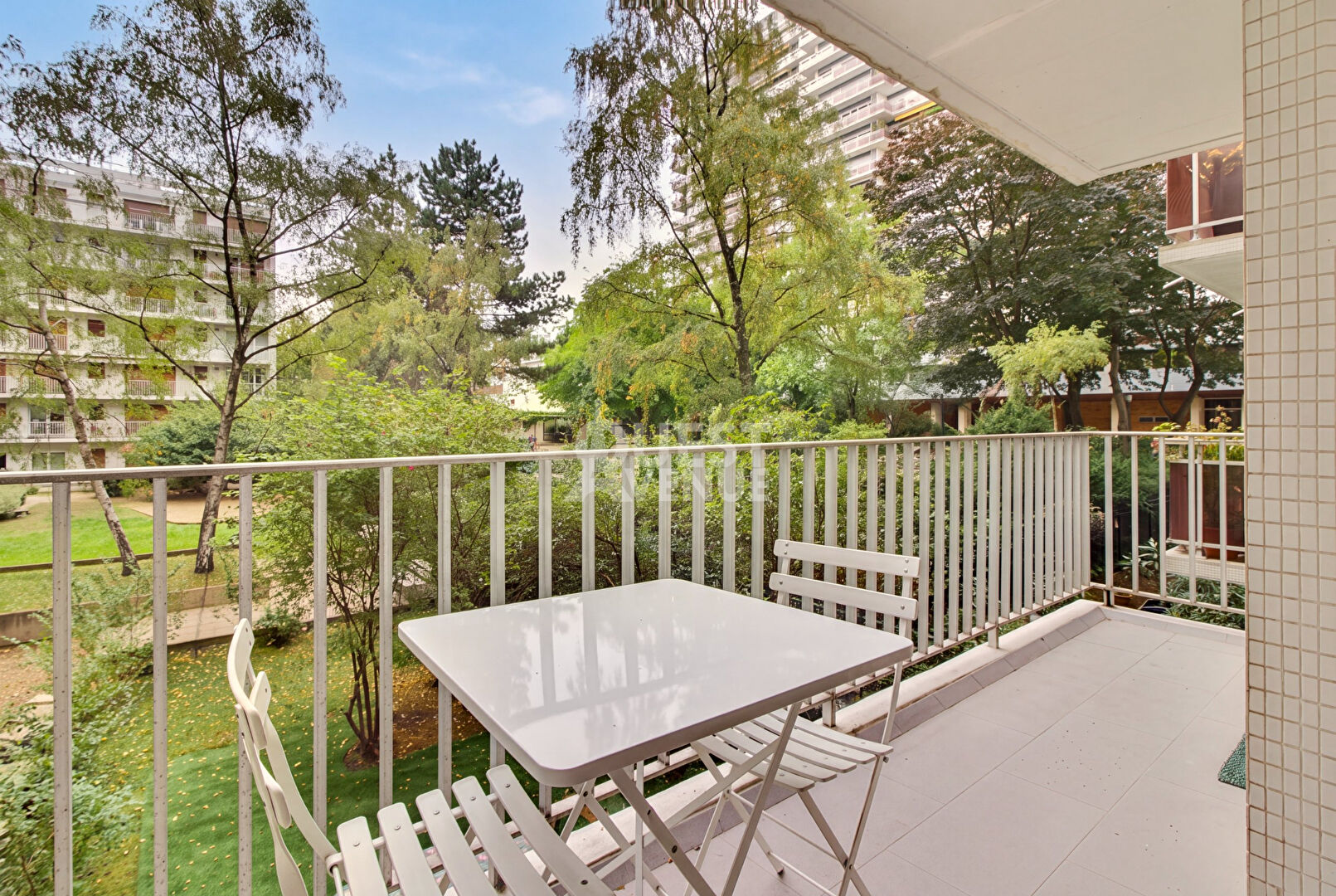 61569535 PARIS 15 APPARTEMENT 3P 78M²