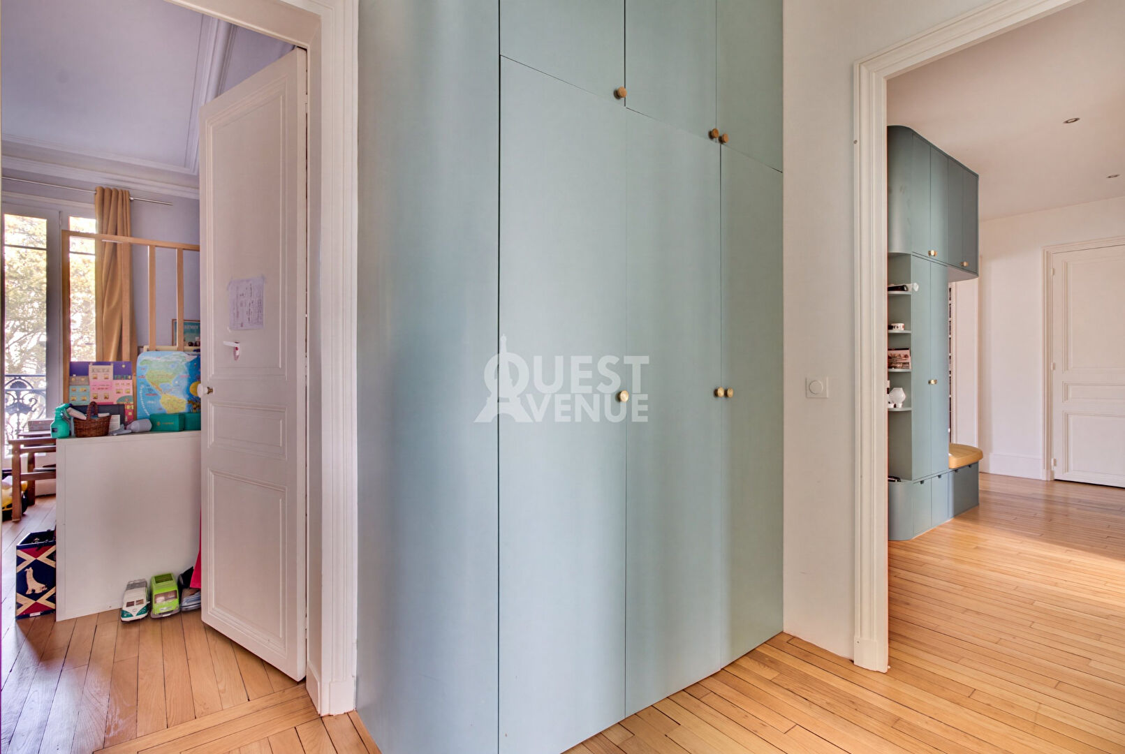 BOULOGNE BILLANCOURT  APPARTEMENT 4P 105M²