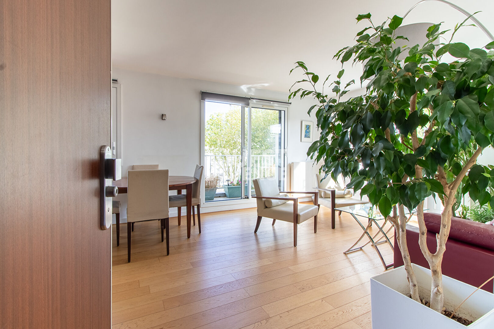 BOULOGNE BILLANCOURT  APPARTEMENT 5P 103M²