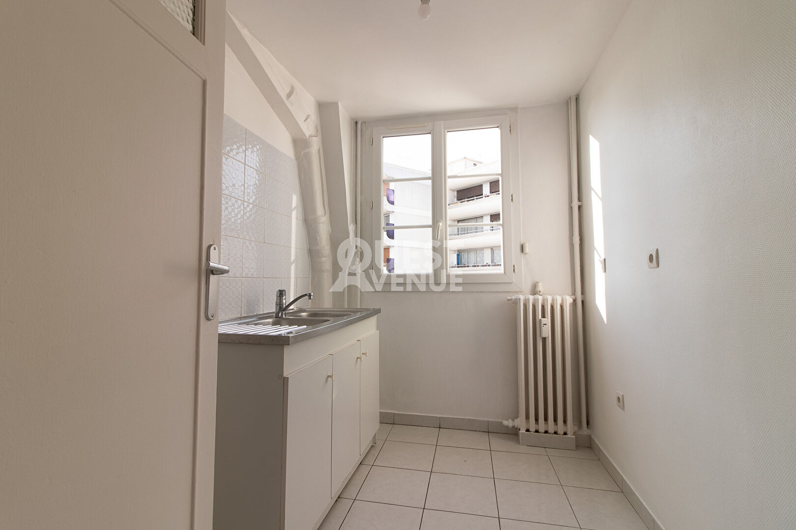 PARIS 20 APPARTEMENT 3P 53M²