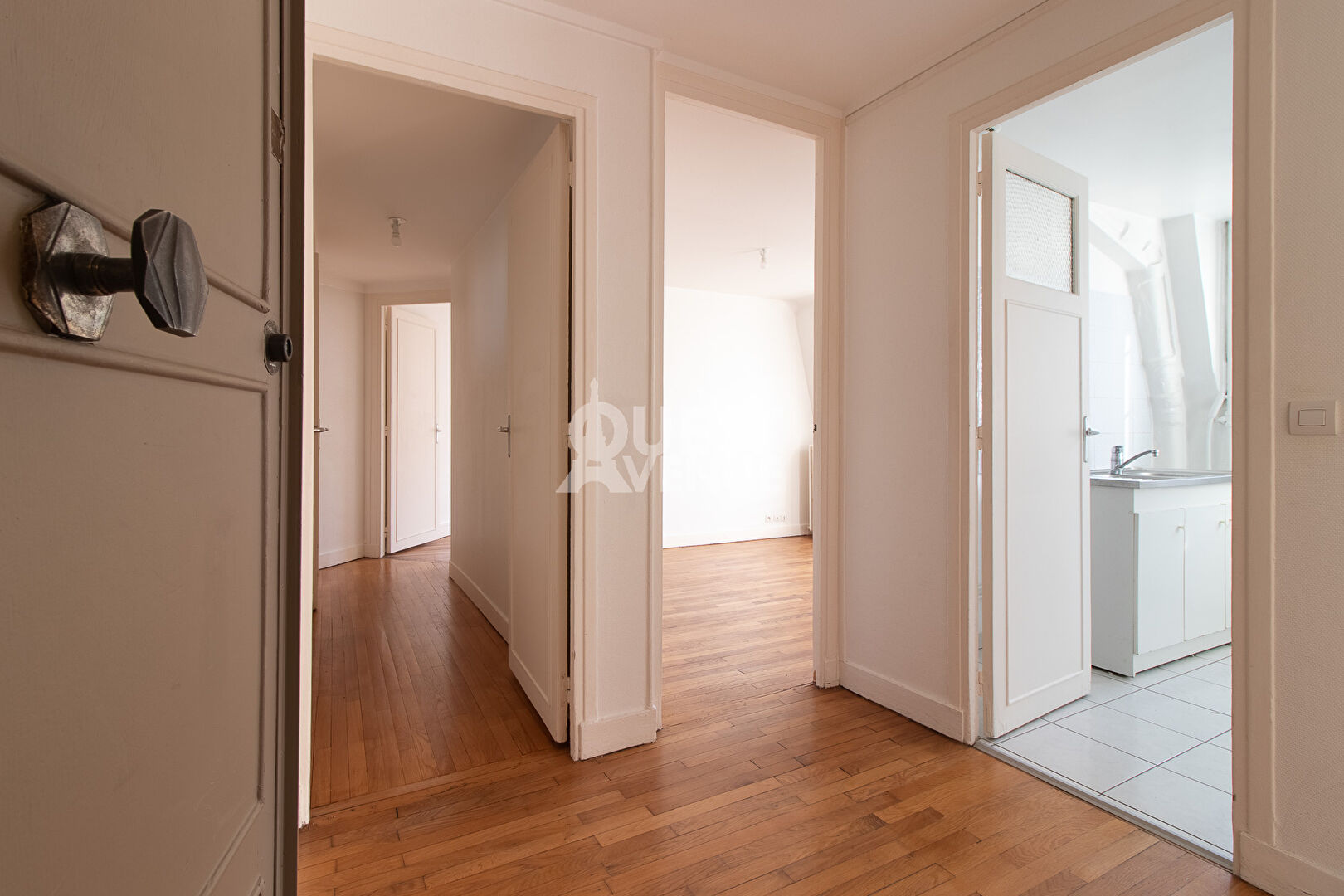PARIS 20 APPARTEMENT 3P 53M²