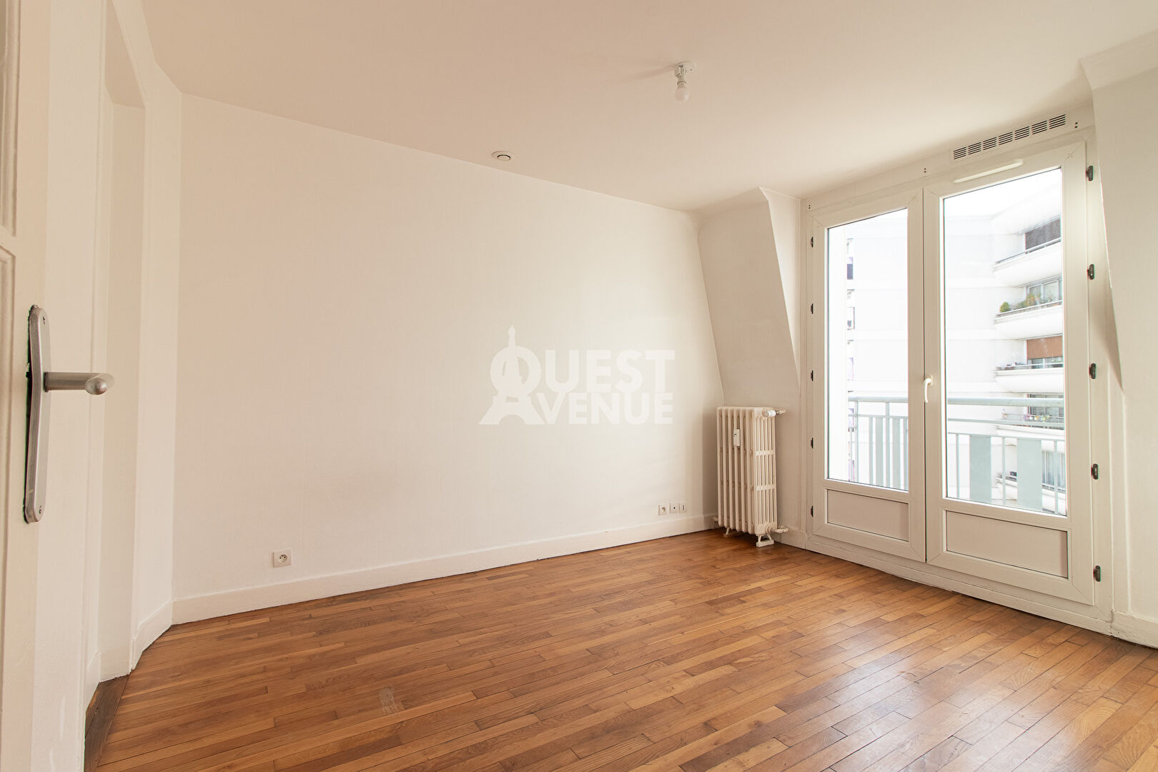 PARIS 20 APPARTEMENT 3P 53M²