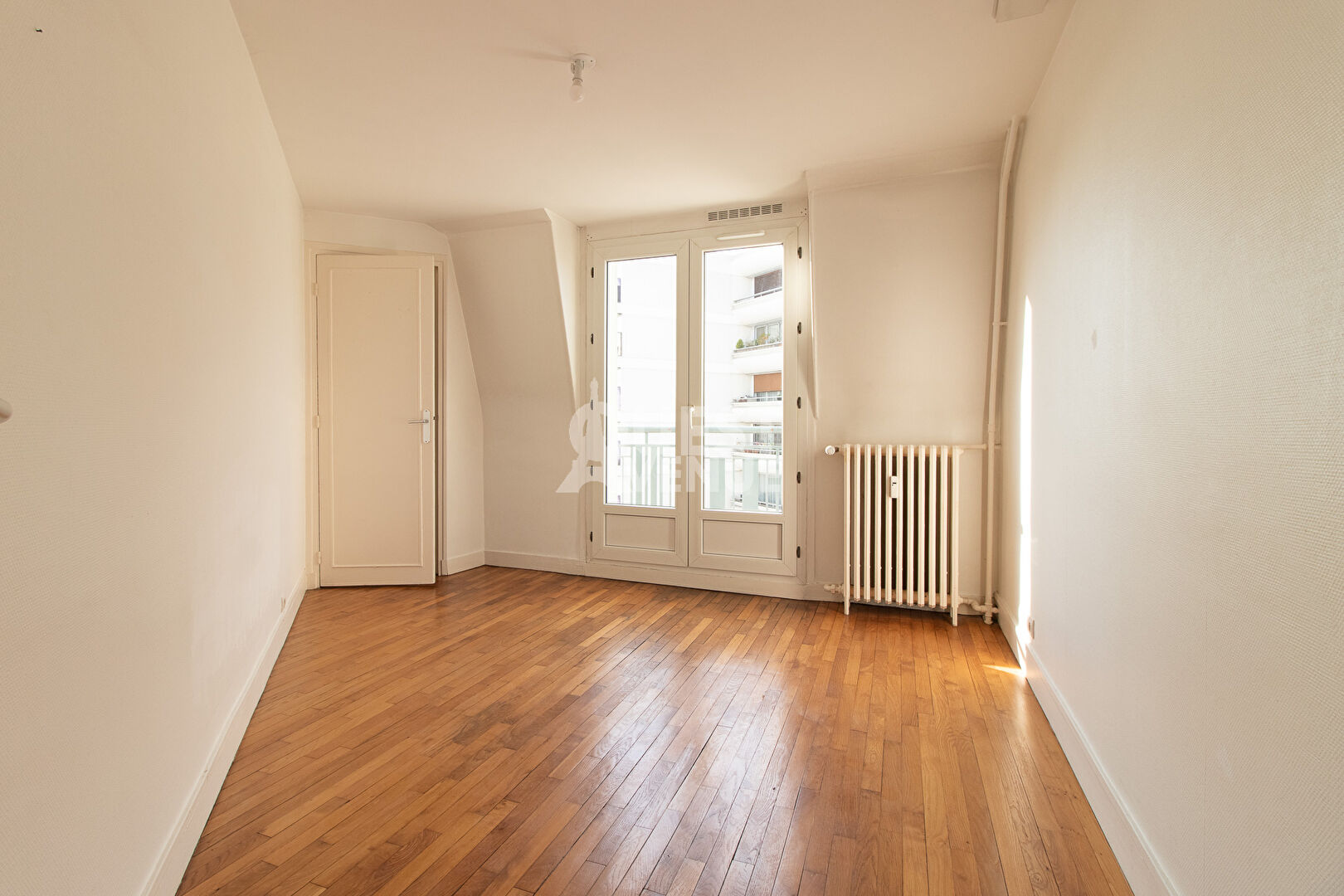PARIS 20 APPARTEMENT 3P 53M²