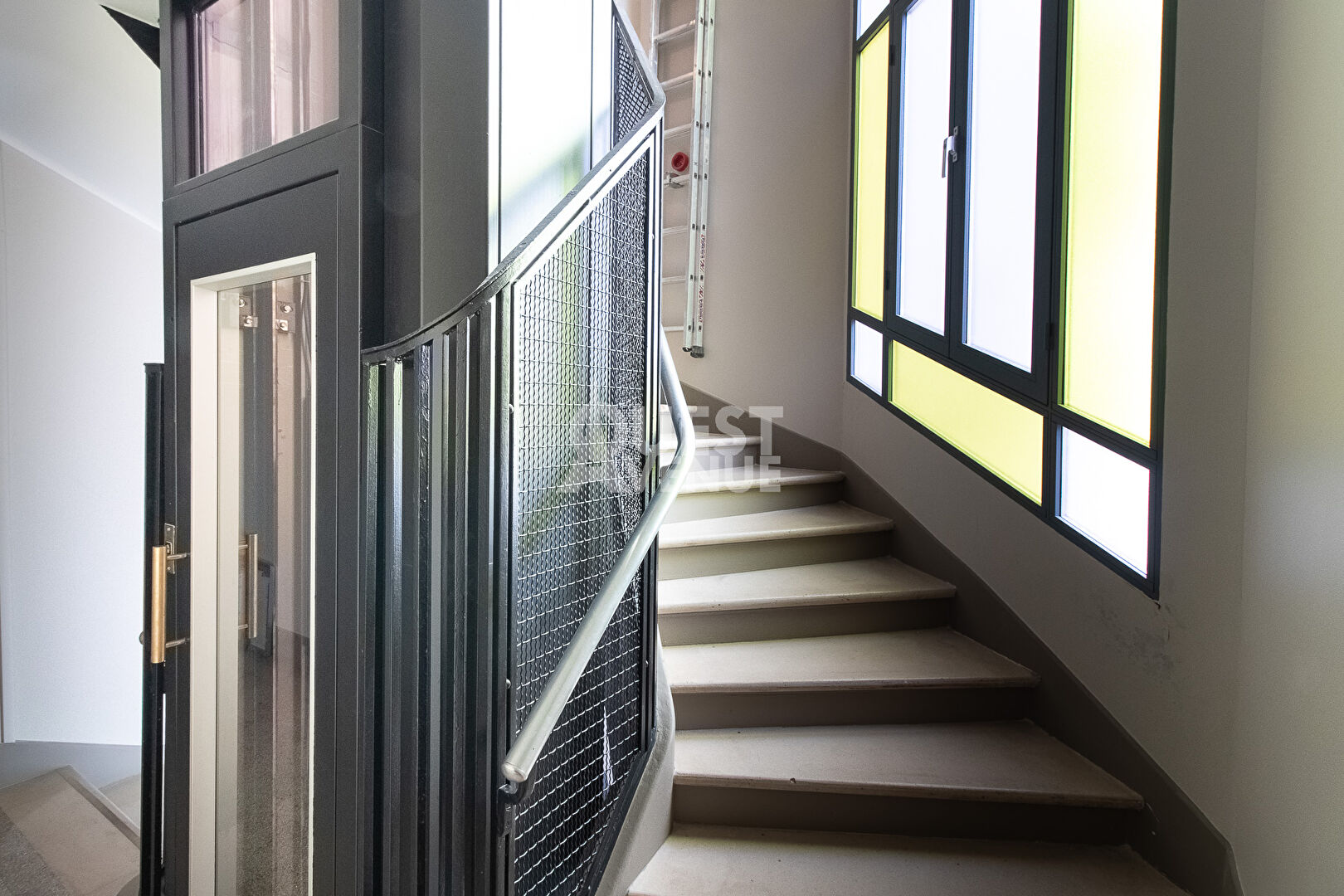 PARIS 20 APPARTEMENT 3P 57M²